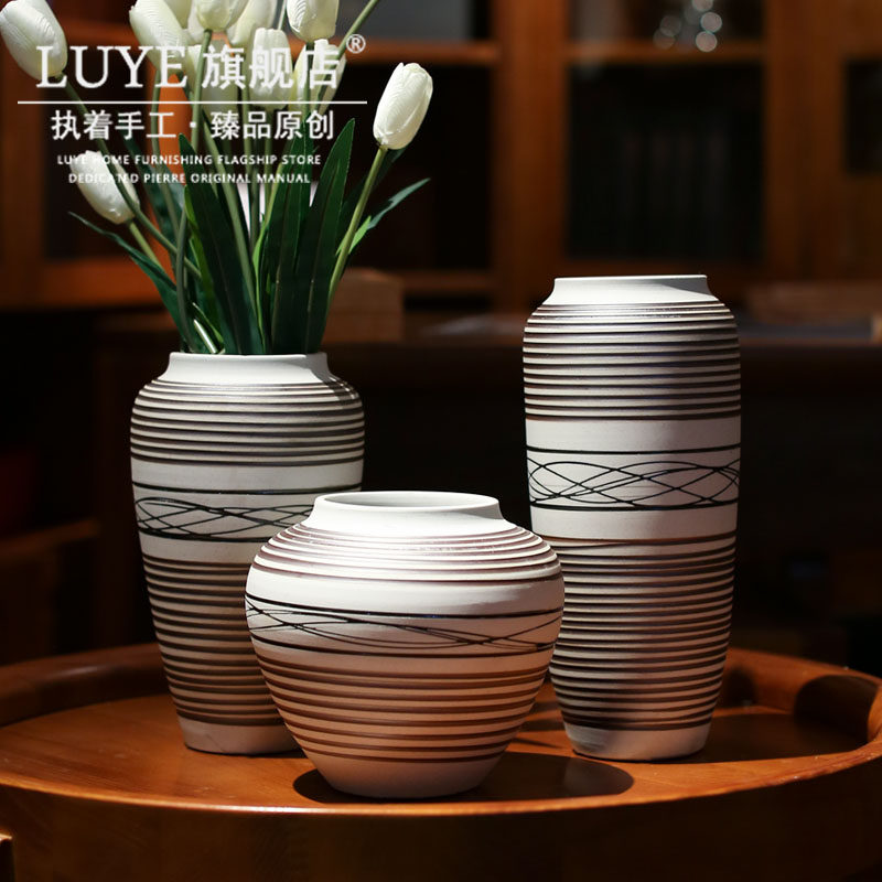 luye�մɻ�ƿ�ڼ�
