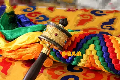 Buddhist supplies Lotus six-character truth inlaid with gems Hand-rotating sutra wheel rotating sutra tube is very exquisite
