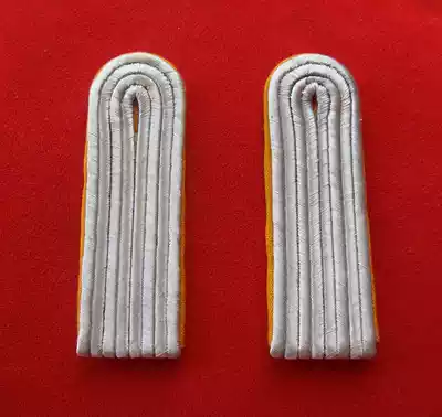 East German Democratic Republic of Germany, German military uniform, communication officer rank epaulette-World War II Air Force replacement