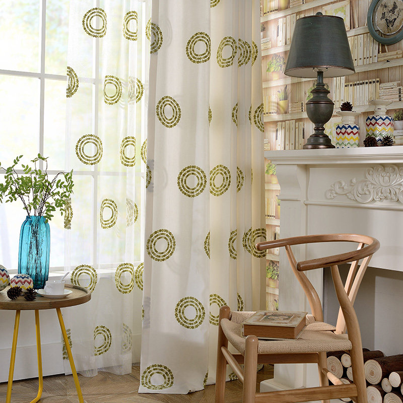 �����Լ�ִ������鲼�ڹⴰ������