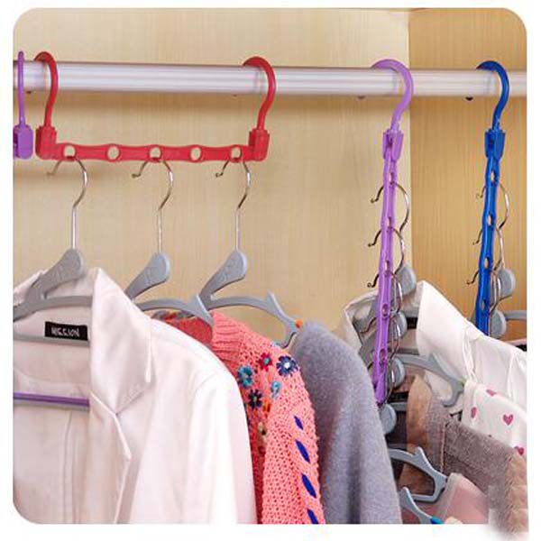 Multifunctional sundeck five-hole magic hanger classification hanging for easy sorting and storage