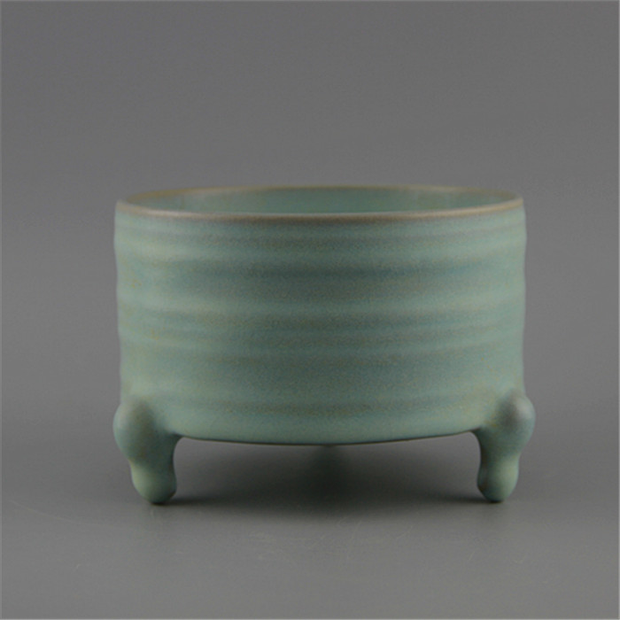 Song Ru kiln sky celadon glaze three-legged incense burner retro home decoration antique porcelain collection old antique antique