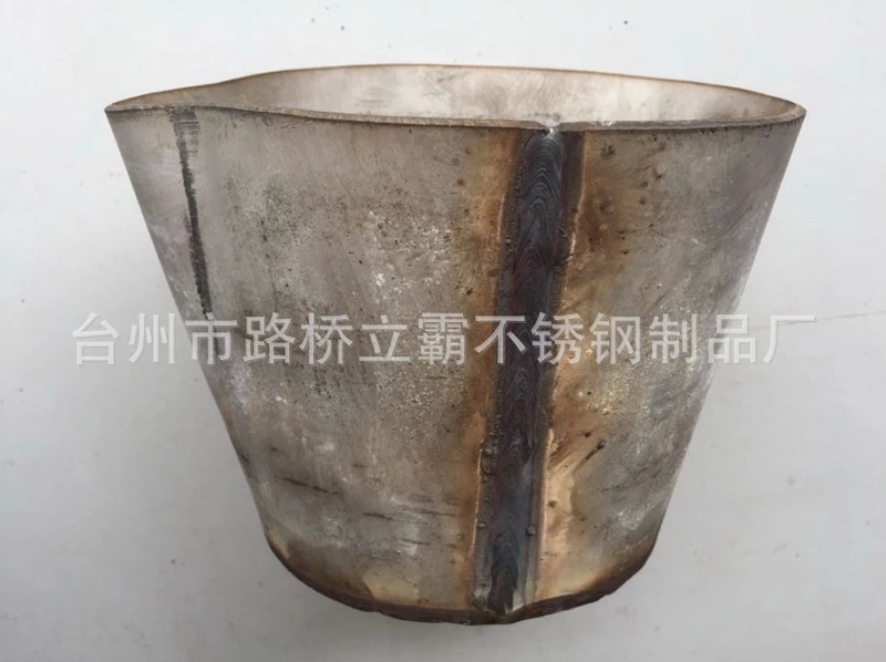 Barrel-Shaped Aluminum Water Ladle《400 Series Stainless Steel 3.0mm Thickness》Aluminum Water Ladle Copper Water Ladle Pouring Ladle