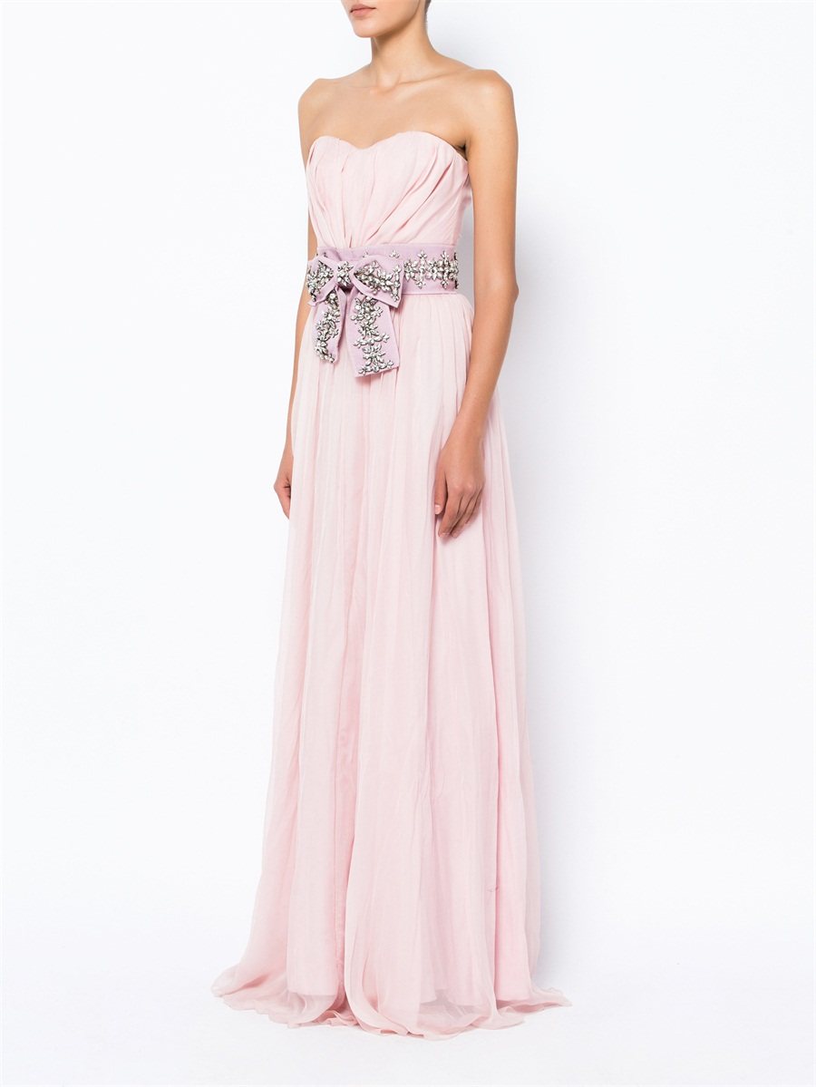 Dolce&Gabbana 粉色亮钻蝴蝶结是长款礼服