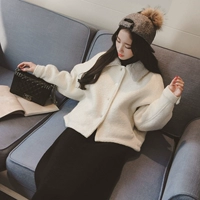 Mùa đông 2018 của phụ nữ Hàn Quốc chất liệu len trắng ve áo ngắn áo choàng đồng phục bóng chày bat cộng với áo bông áo parka nữ
