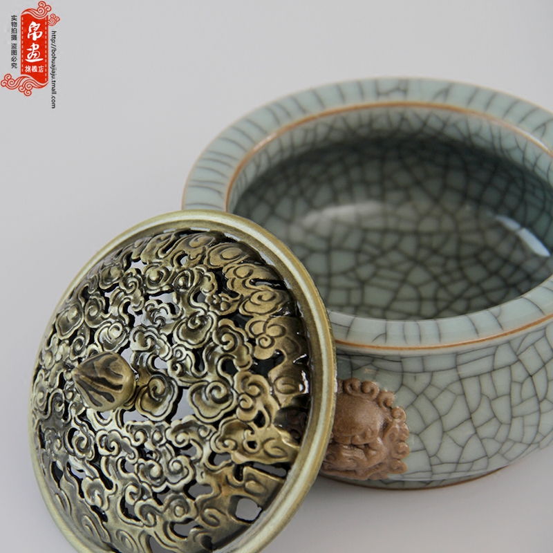 Celadon incense inserted ceramic alloy cover plug-in on double head incense plug-in aloes incense coil incense inserted into the tower