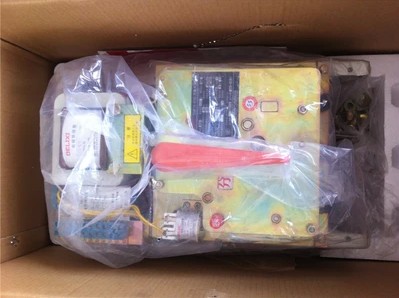 (Jiangyin Price Butcher) authorized the first-class agent Delixi DW15-630 circuit breaker