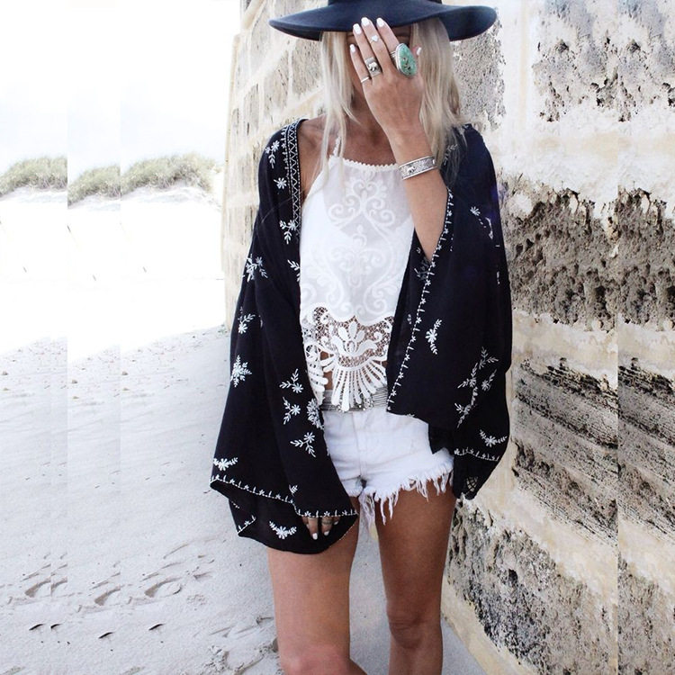 Seaside vacation bikini swimsuit with shirt and snowwool beach sunscreen sweater loose dress coat