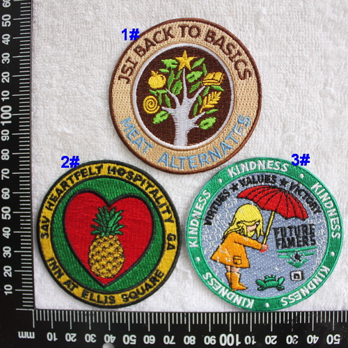 Heart embroidery YD05 Food tree Love pineapple Girl Umbrella embroidery Back rubber cloth 7 5CM patch