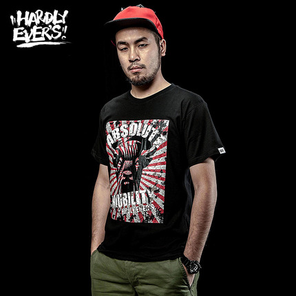 HardlyEvers额菲尔原创设计潮流日系原宿复古风圆领印花男短袖T恤
