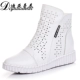 Booties nữ phẳng mùa xuân và mùa hè 2018 new hollow nữ khởi động giản dị dép rỗng da mềm mại dưới giày nữ boot trắng cổ ngắn Giày ống