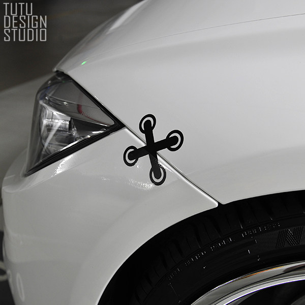 TUTU tutu car sticker retrofit surround quick detached sticker decoration sticker car scratched patch cover reflective patch