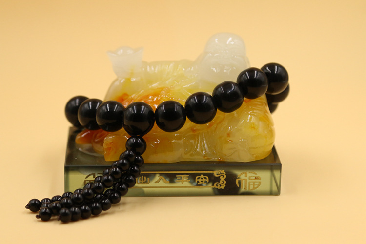 汽车弥勒佛香水座貔貅招财佛珠摆件仪表台车饰出入平安元宝佛摆台