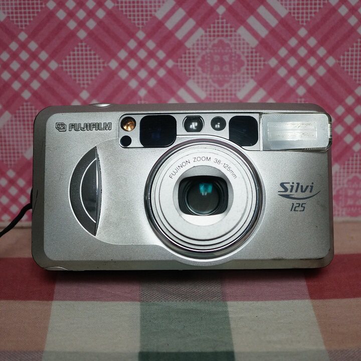 Fuji Fuji Glue Roll Silly Melon Machine Slivi 125 Mesh Red Moon Machine Predecessor 38-125mm Zoom