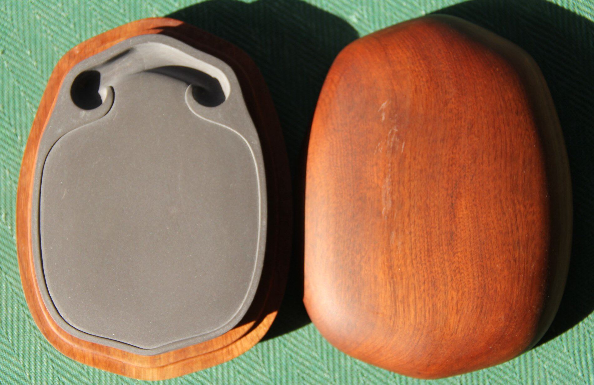 End Inkstone --- Pit rock banana leaf white cicadas (11 2 * 8 3 * 1 9cm)