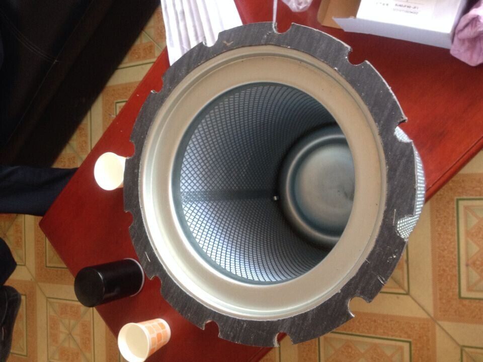 Shanghai Shengyi air compressor 37-132KW oil and gas separator core three-filter oil-separating core screw compressor accessories