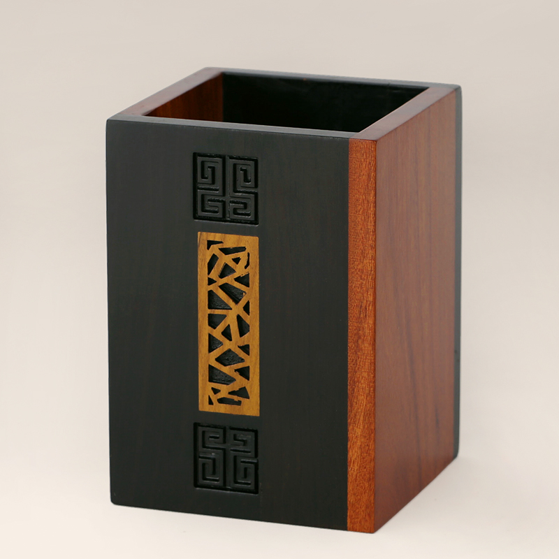 ľʯ��Լ��ľ�Ϲ�̴ľ��Ͳ2014111601