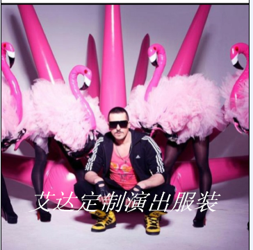 Nightclub bar female singer ds guest dj shiny fashion personality ostrich to act out