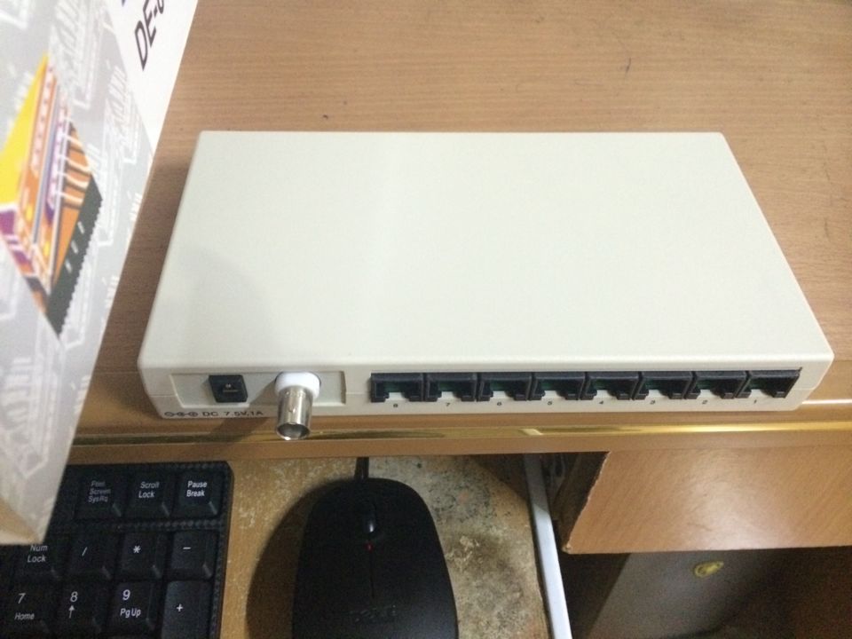 Network hub grab packet, D-LINK DE-809TC with BNC port Five ports eight hub HUB