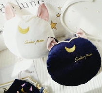 Beauty Girl Warrior car headrests neck pillows rest on pillows Neck Pillow Kittens Pillows on pillows Car Interior Accessories