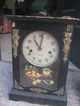 Old mechanical clock from the 1950s a public-private partnership in China with Sanwu Brand Southern Fruit Picture Copper Goddess Decoration