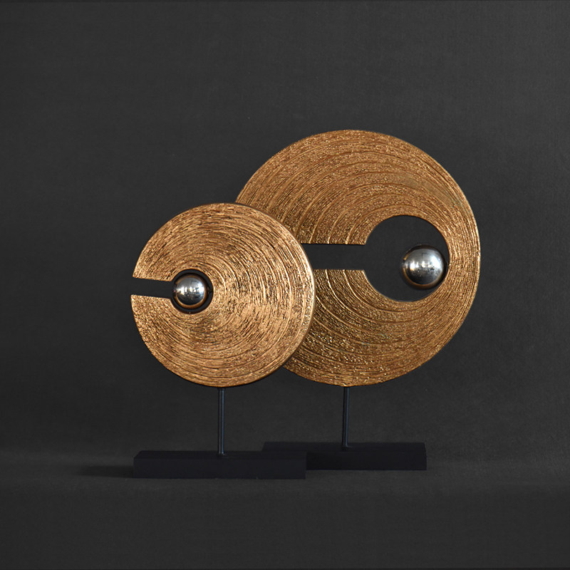 �ձ��ӾӼ�С�ڼ�