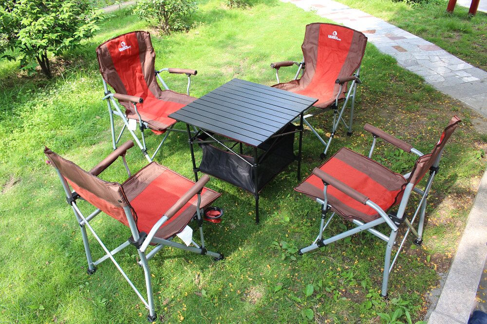 New outdoor table and chair set self-driving tour field folding table and chair beach outdoor leisure table and chair set combination