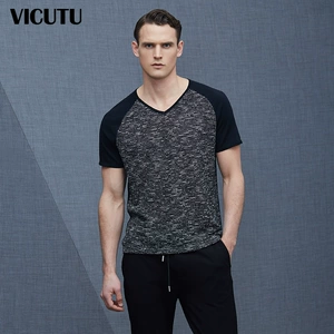 VICUTU nam ngắn tay áo dệt kim thời trang tương phản kinh doanh V-cổ áo len giản dị