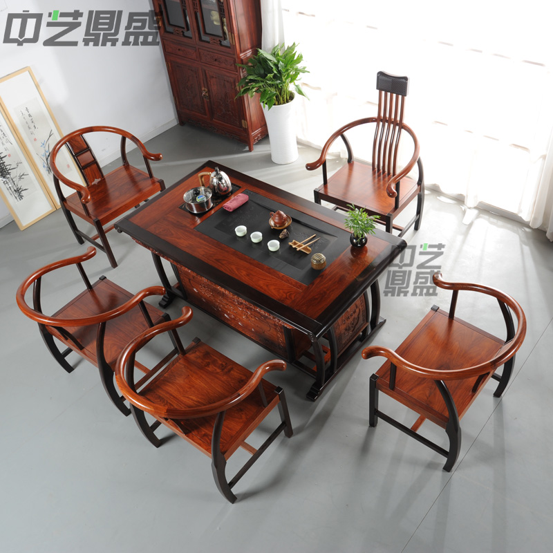 ���ն�ʢ�����λ�����Բ