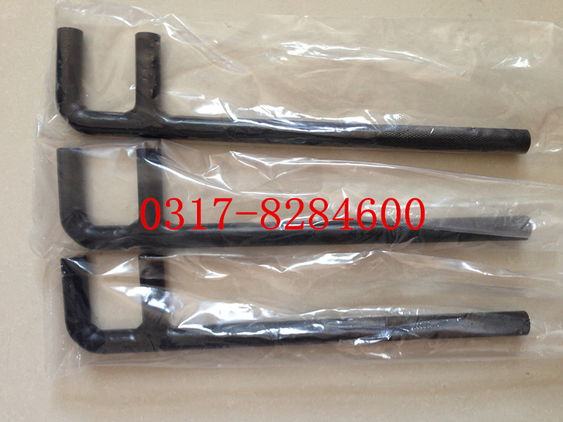 F valve wrench steel valve wrench two paws valve wrench F type wrench 22*750mm