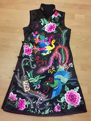 Cloud decoration totem original design women's waistcoat spring ethnic style hand-embroidered silk satin mid-length horse clip women's clothing