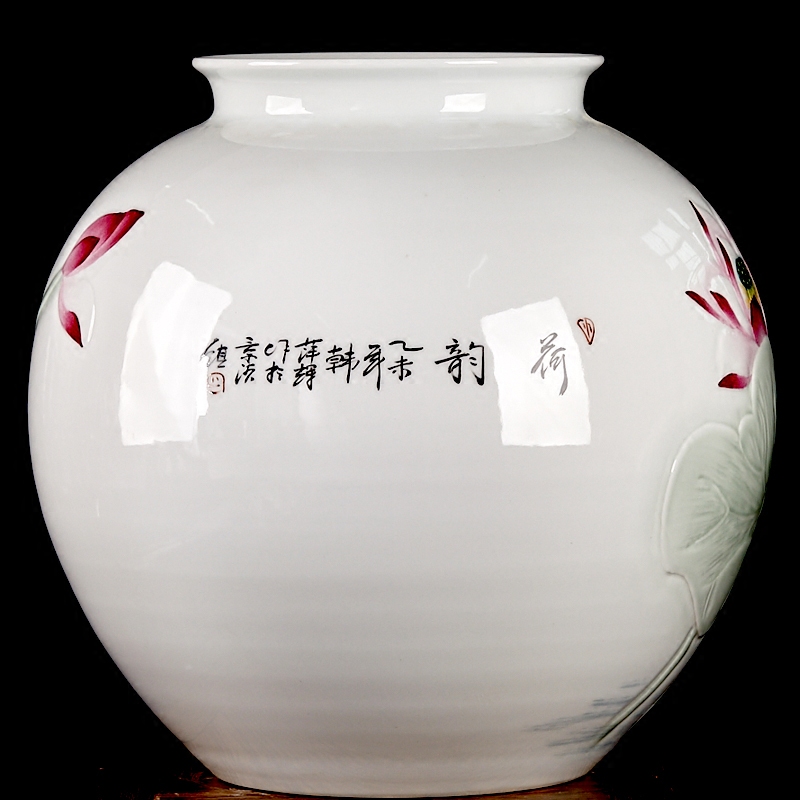 Hand - made cb137 jingdezhen ceramics powder enamel vase carved lotus rhyme celebrity famous porch rich ancient frame furnishing articles
