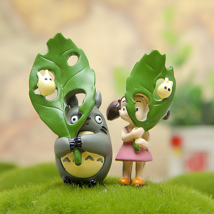Hayao Miyazaki Jili cat Doudoulong raised his hands to hit green leaves twitter Totoro Xiaomei hand-made diy landscaping doll