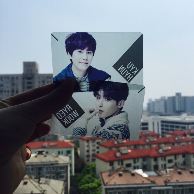 EXO concert should be made with small cards to make pvc transparent rounded corners to figure out what to do with 2pm Oriental God Up Stars