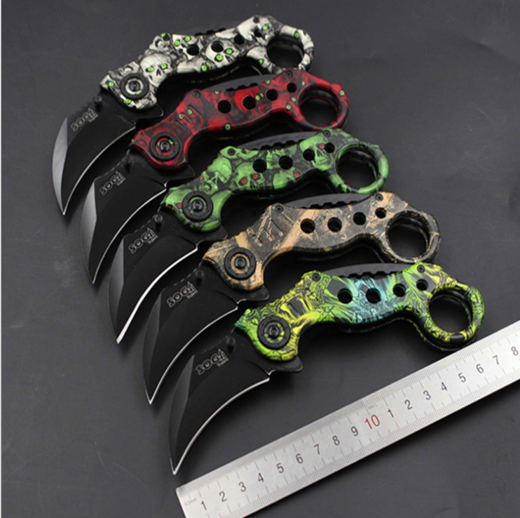 Outdoor Knife Eagle Claw Scorpion Claw Knife Capricorn Claw Knife Outdoor Survival Folding Knife Self Defense Mini Sabre Fruit Knife