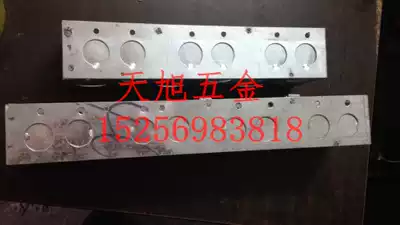 Socket bottom box 3 Union 3 one-piece triple 86 type junction box metal junction box three 86 wire box one-piece