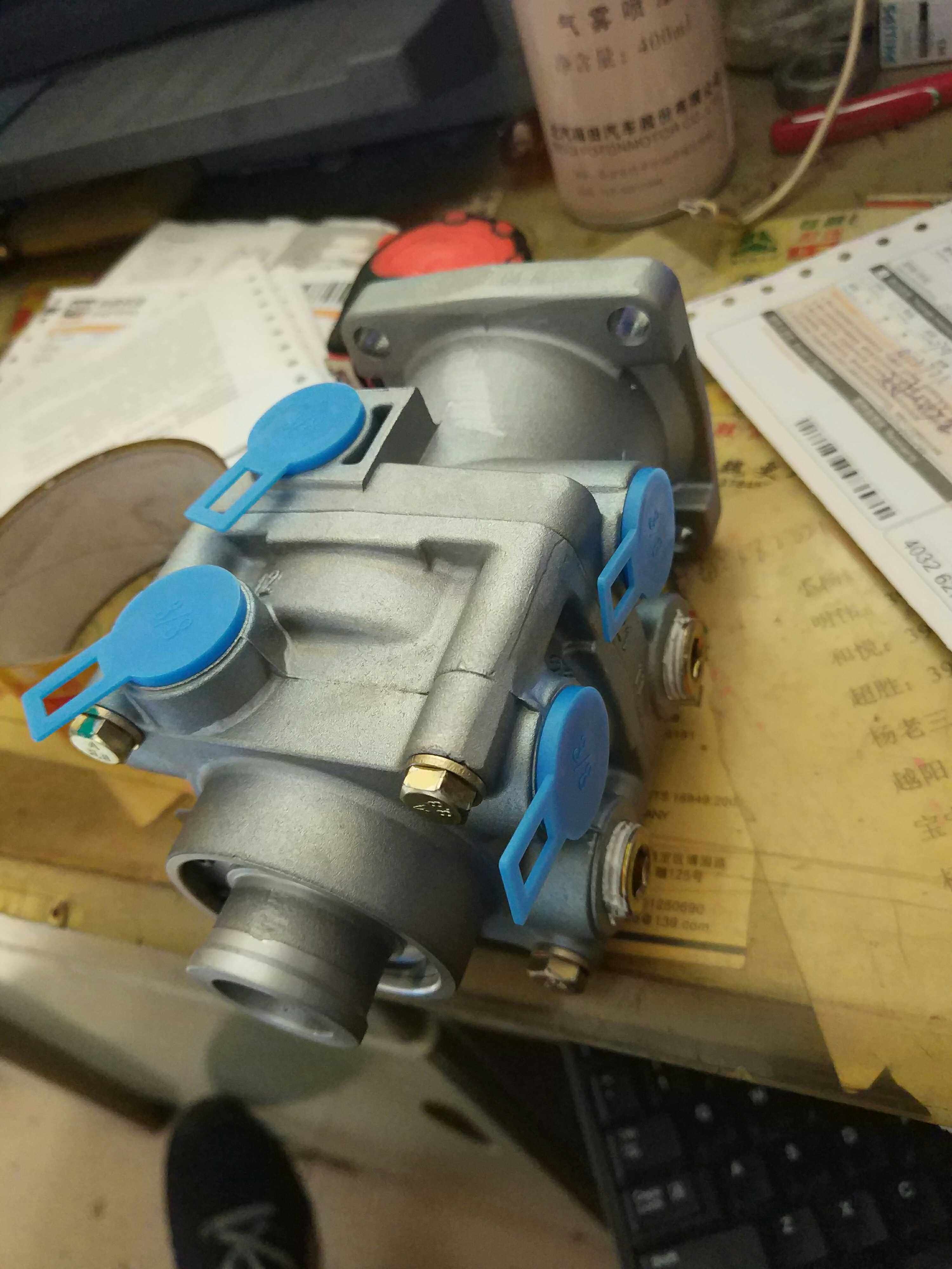 Ruili Brand JAC Weiling Junling Kangling Air brake valve Brake master cylinder