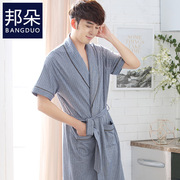 Mùa hè nam áo ngủ ngắn tay của nam giới một mảnh phần mỏng mùa hè yukata trung niên già lớn kích thước lớn áo choàng tắm đồ ngủ