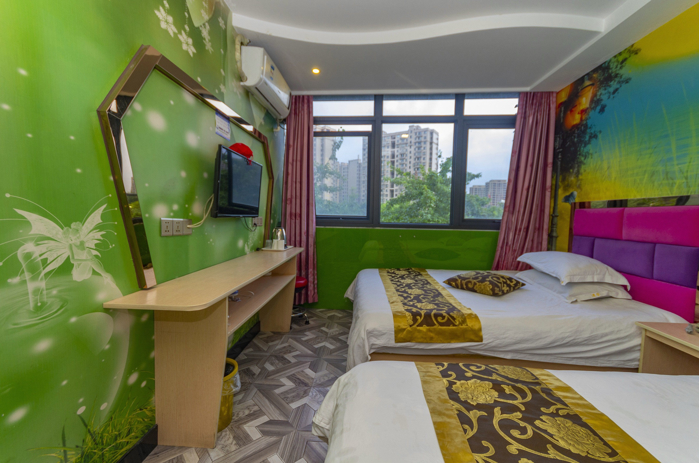 Hangzhou Suedeng Boutique Hotel warm family room