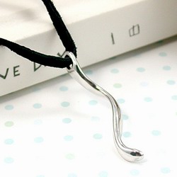 台湾官网直邮进口《伊饰童话》休止符号＊音谱纯银项炼