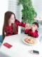 Quần áo cha mẹ thu đông 2018 mới cho gia đình ba áo len cotton mẹ và con gái áo len ngụy trang mẹ-con
