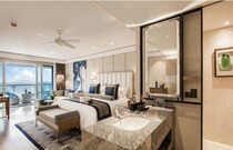 Sanya Liwo Wyndham Hotel to Vered Sea View Great Bed Room