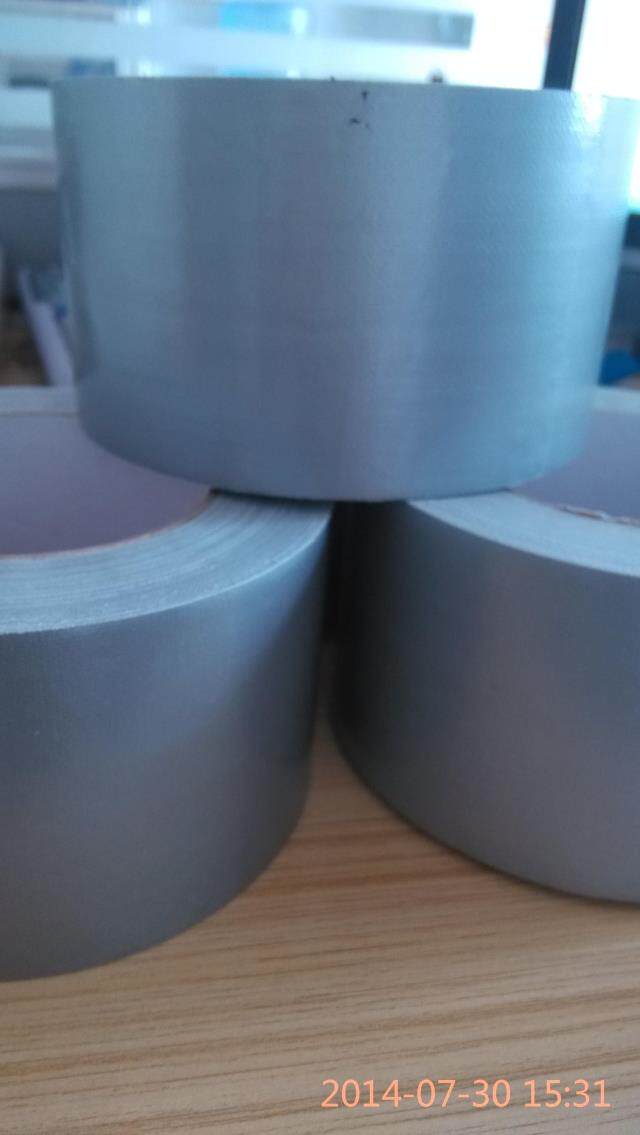 Stickiness strong and easy to tear damp and resistant to cold silver grey burky carpet adhesive tape 72mm * 30m