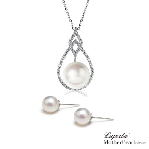 台湾官网直邮进口大东山珠宝 南洋贝宝珠项炼耳环璀璨套组 率性美