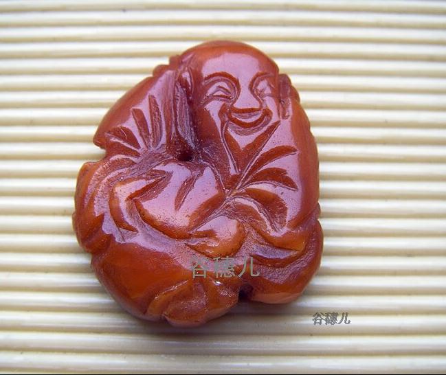 Qing Dynasty new boutique amber old beeswax pendant character hat birthday star antique collection