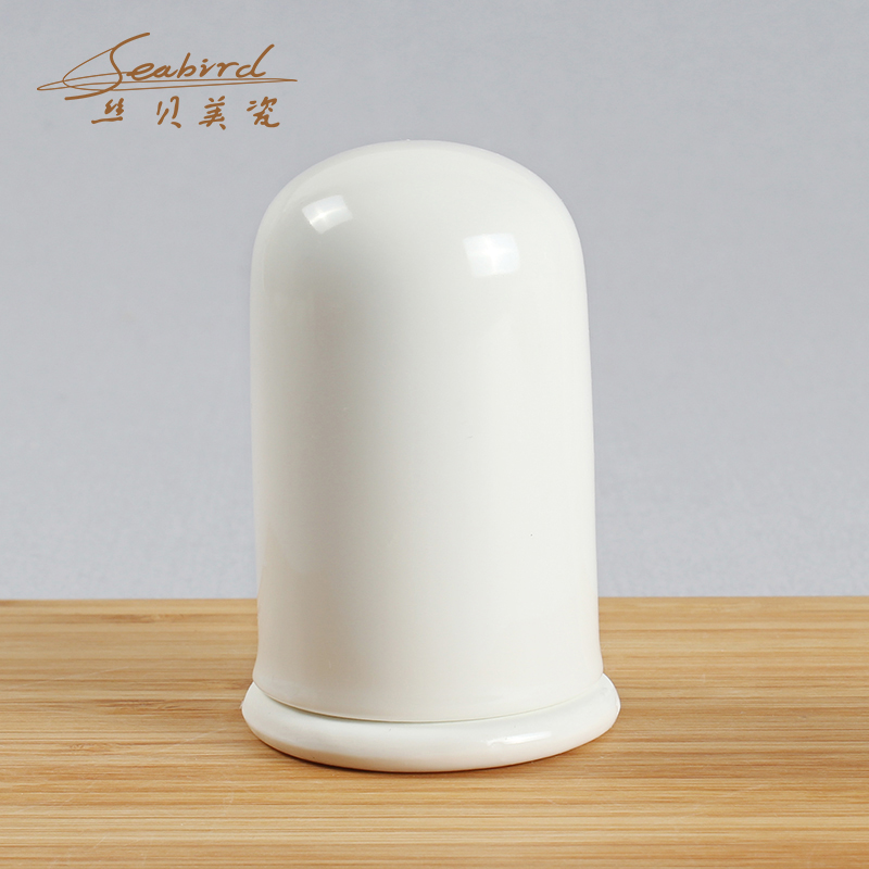 Pure white circular household hotel restaurant bar ceramic ashtray ashtray toothpicks extinguishers