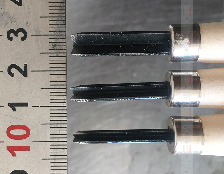 Single wood lettering printmaking knife version painted with knife V type wood carving knife triangular knife pecking wood and bird carving knife V shaped knife