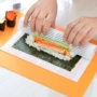 Nhật Bản nhập khẩu rèm sushi Công cụ sushi rong biển tre tre cuộn sushi công cụ nhà bếp DIY khuôn - Tự làm khuôn nướng khuôn bánh trung thu