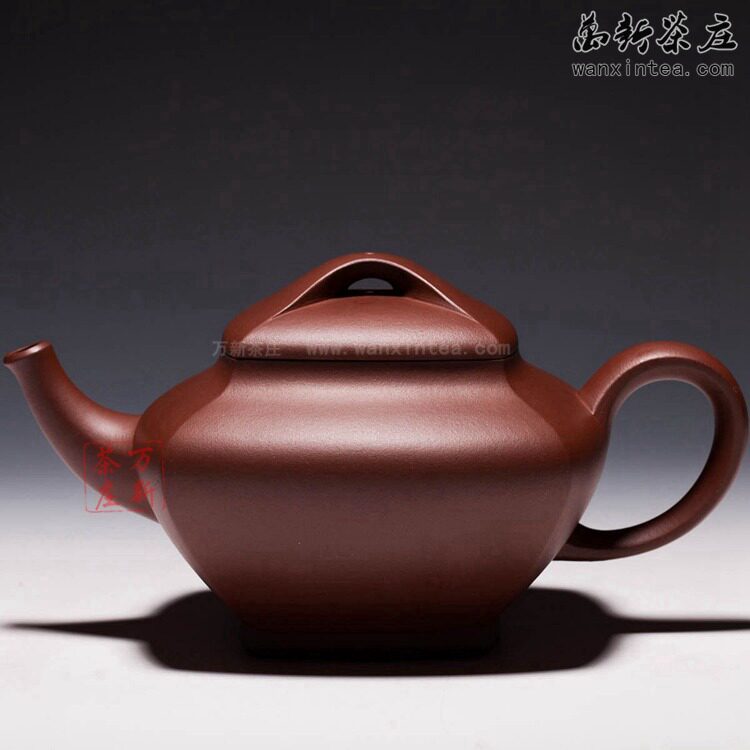 万新茶庄宜兴紫砂壶施小马制【础方壶】 500cc