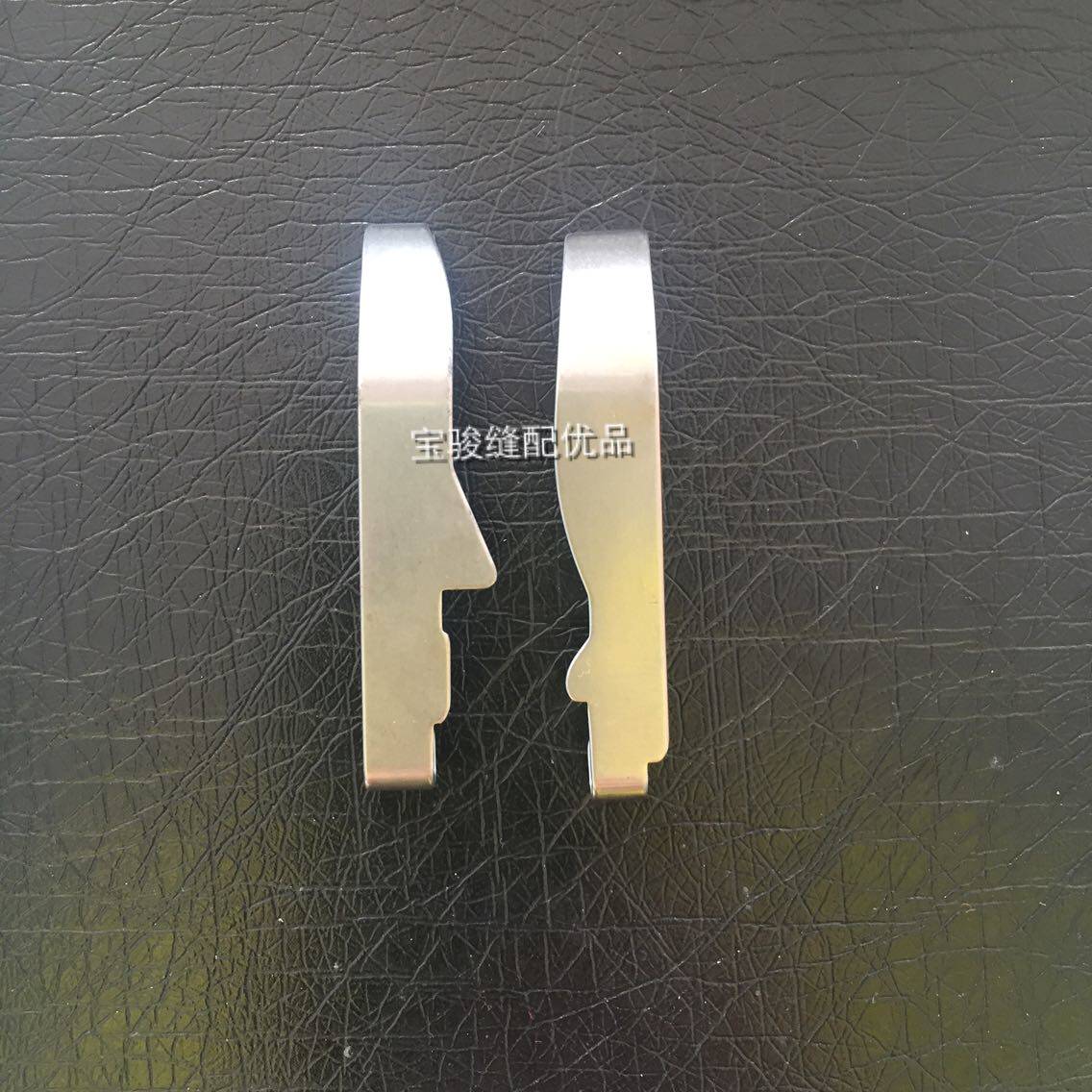 Manufacturer direct sales) Four-pin six-line Baolion Star Sharp Star Rhombus and single-cut lengthened presser foot sheet bottom sheet leather